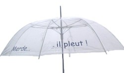 La tendance des parapluies chics et chocs ! La tendance des parapluies chics et chocs !