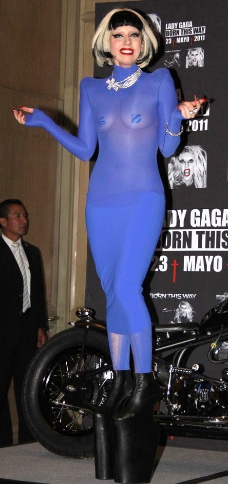 Top 10 des robes les plus excentriques de Lady Gaga ! Top 10 des robes les plus excentriques de Lady Gaga !