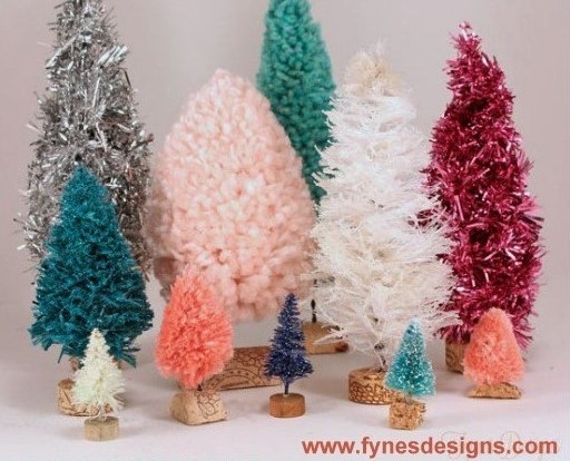 Faire de petits sapins de Noël en laine ou en guirlandes Faire de petits sapins de Noël en laine ou en guirlandes