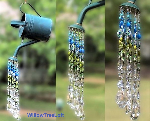 Des arrosoirs de perles au jardin