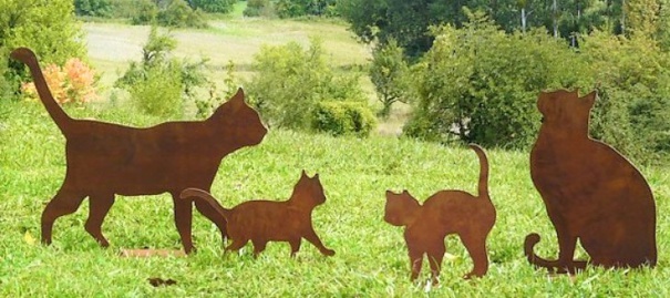 Déco sculptures rouillées au jardin