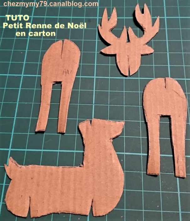 Gabarits rennes de Noël en carton