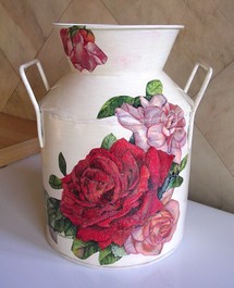 Décorations pour Pots à Lait avec du serviettage Décorations pour Pots à Lait avec du serviettage
