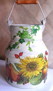 Décorations pour Pots à Lait avec du serviettage Décorations pour Pots à Lait avec du serviettage