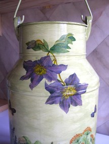 Décorations pour Pots à Lait avec du serviettage Décorations pour Pots à Lait avec du serviettage