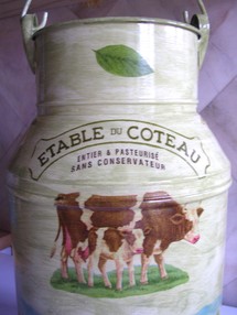 Décorations pour Pots à Lait avec du serviettage Décorations pour Pots à Lait avec du serviettage