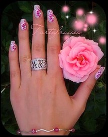 Le Nail Art : l'art de décorer ses ongles Le Nail Art : l'art de décorer ses ongles