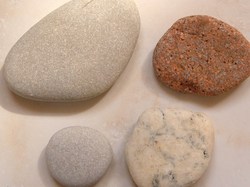 Décorer vos galets avec le serviettage.. Décorer vos galets avec le serviettage..