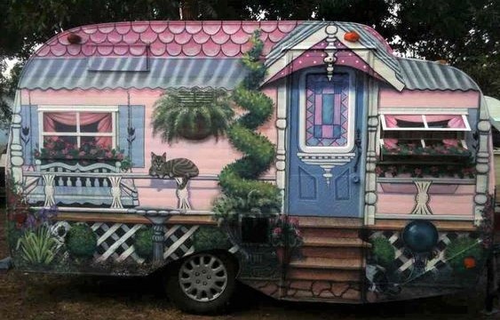 Jolies caravanes décorées peintures originales Jolies caravanes décorées peintures originales