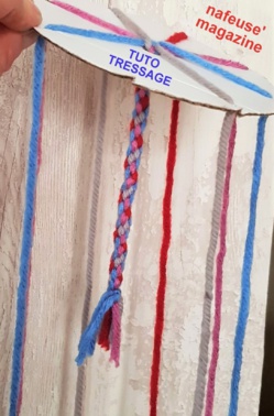 TUTO tresser un bracelet en laine TUTO tresser un bracelet en laine