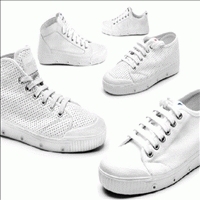 Comment bien nettoyer des baskets blanches ? Comment bien nettoyer des baskets blanches ?