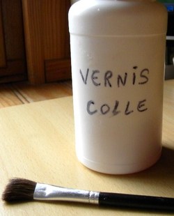 vernis-colle vernis-colle