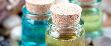 Soins anti-pelliculaires aux huiles essentielles ! Soins anti-pelliculaires aux huiles essentielles !