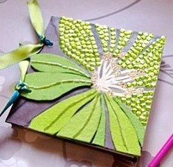 Tutoriel : faire un carnet en papier peint recyclé !