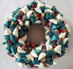 Plusieurs tutos pour faire une couronne de Noël ! Plusieurs tutos pour faire une couronne de Noël !
