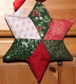 Faire une étoile de Noël patchwork en tissu
