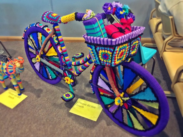La folie du tricot, le Yarnbombing est très tendance !