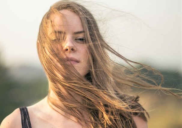Top 6 des people qui portent leurs cheveux au naturel