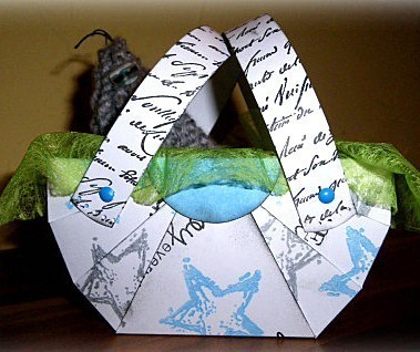 Recyclez vos cartons, faites-en des paniers ! Recyclez vos cartons, faites-en des paniers !