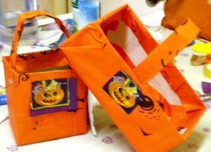 Recyclez vos cartons, faites-en des paniers ! Recyclez vos cartons, faites-en des paniers !