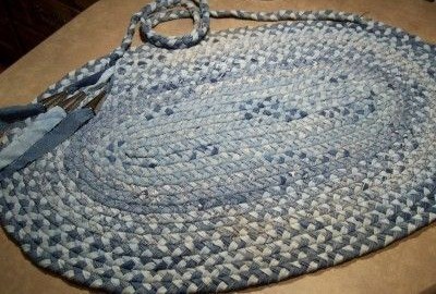 Faire un tapis en matériau de récup ! Faire un tapis en matériau de récup !