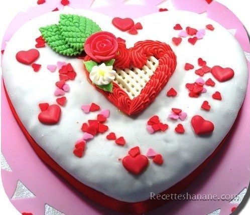Faire un joli gâteau pour la St Valentin Faire un joli gâteau pour la St Valentin