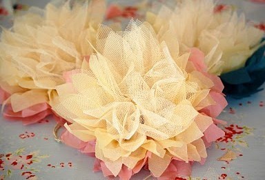 Faire De Jolies Fleurs A Base De Recup