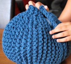 Comment tricoter avec des aiguilles géantes ? Comment tricoter avec des aiguilles géantes ?