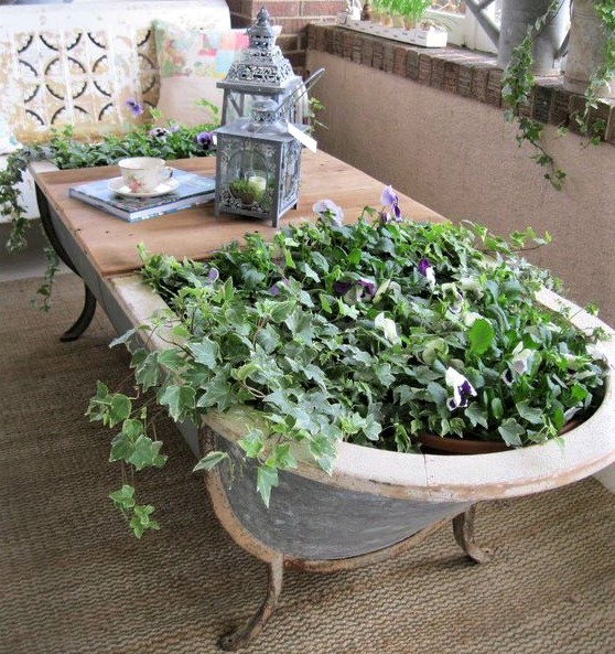 Vieilles baignoires recyclées pour le jardin Vieilles baignoires recyclées pour le jardin