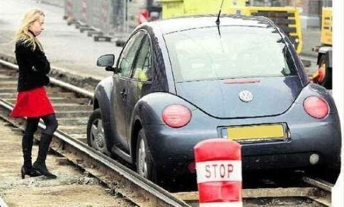 Ben on m'a dit qu'il y avait de la place ici ! Ben on m'a dit qu'il y avait de la place ici !