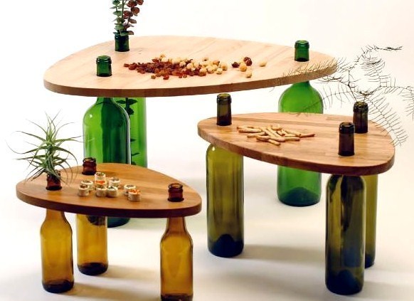 Marre des cadavres de bouteilles vides, faîtes en des tables basses.. Marre des cadavres de bouteilles vides, faîtes en des tables basses..