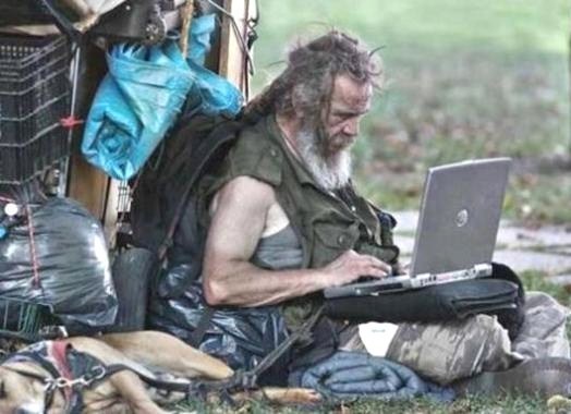 Rester connecté au monde, malgré l'isolement.. Rester connecté au monde, malgré l'isolement..
