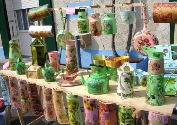 Brocantes colorées, objets recyclés ! Brocantes colorées, objets recyclés !