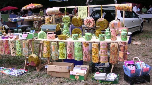 Brocantes colorées, objets recyclés ! Brocantes colorées, objets recyclés !