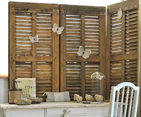 Déco et recyclage de vieux volets et persiennes en bois ! Déco et recyclage de vieux volets et persiennes en bois !