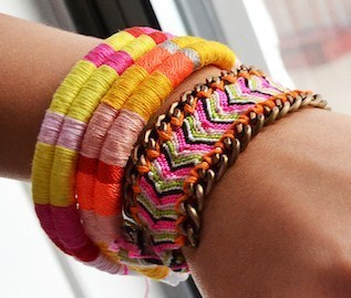 Se fabriquer un joli bracelet pour l'été Se fabriquer un joli bracelet pour l'été