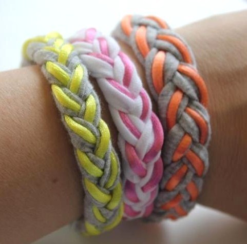 Se fabriquer un joli bracelet pour l'été