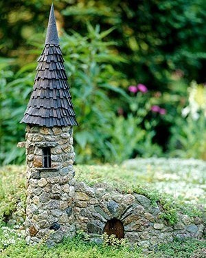 Maisons miniatures en pierre pour décorer le jardin