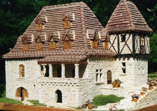 Maisons miniatures en pierre pour décorer le jardin