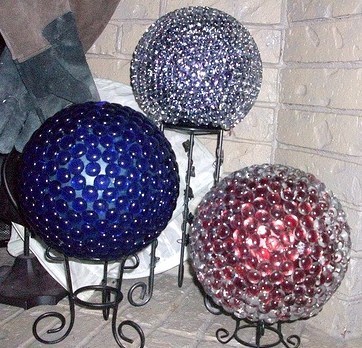 Décorer des boules de bowling ! Décorer des boules de bowling !