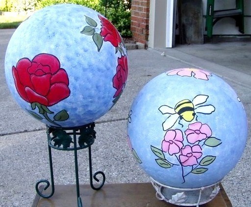 Décorer des boules de bowling ! Décorer des boules de bowling !