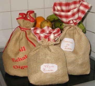 Créations en toile de jute, les tutos ! Créations en toile de jute, les tutos !