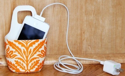 Faire un étui de protection pour téléphone portable en charge Faire un étui de protection pour téléphone portable en charge