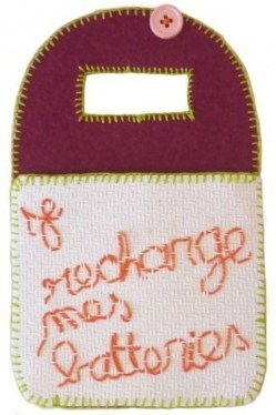 Faire un étui de protection pour téléphone portable en charge Faire un étui de protection pour téléphone portable en charge