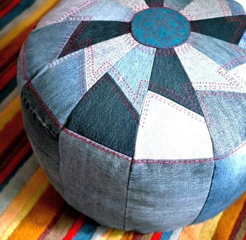 Faire des poufs avec des chutes de tissu !