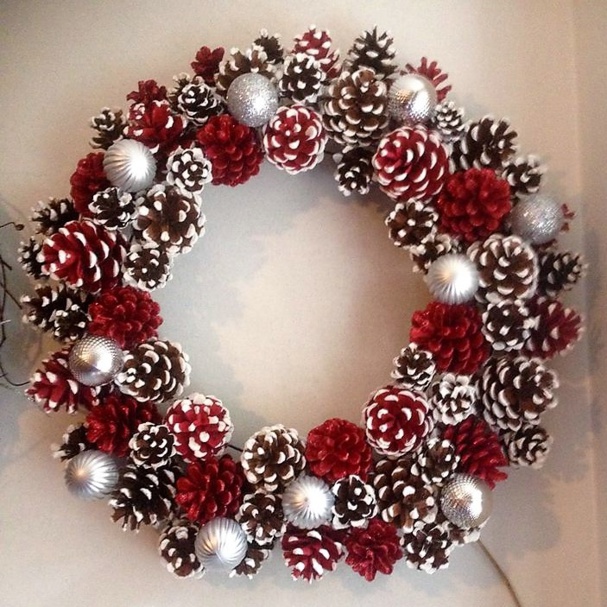 Idées Décorations de Noël en pommes de pin Idées Décorations de Noël en pommes de pin