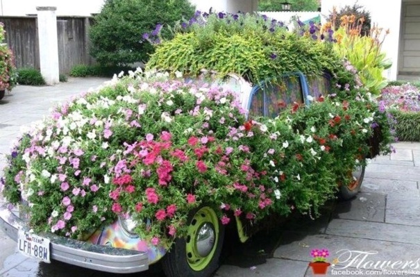 Jardinières géantes Voitures fleuries Jardinières géantes Voitures fleuries
