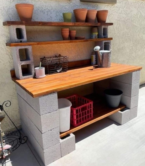 Idées pour faire une table à rempoter en récup !
