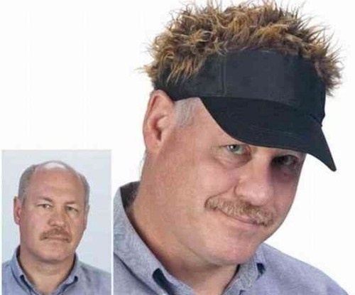 La casquette moumoute : pour être ridicule en toute circonstance La casquette moumoute : pour être ridicule en toute circonstance