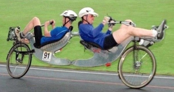 Le vélo à double commande : ils sont pas encore arrivés.. Le vélo à double commande : ils sont pas encore arrivés..